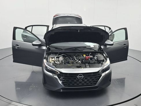 Used 2024 Nissan Sentra SV FWD image 44