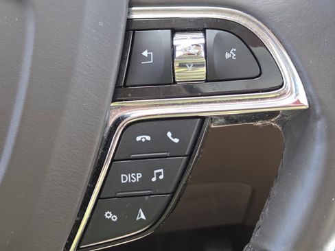 Used 2021 Lincoln Nautilus Reserve AWD/4WD image 11