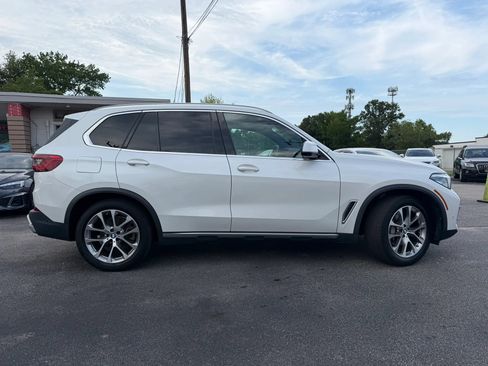 Used 2020 BMW X5 xDrive40i w/ Convenience Package AWD/4WD image 2