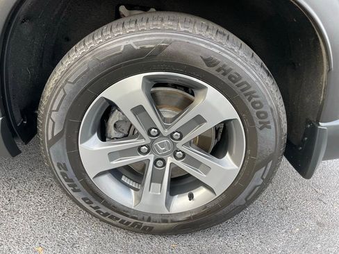 Certified 2025 Honda Pilot EX-L image 43