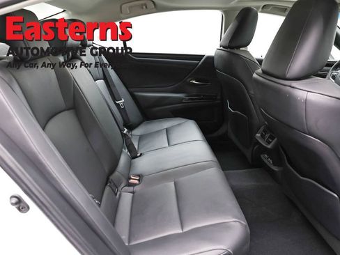 Used 2024 Lexus ES 250 w/ Premium Package AWD/4WD image 25