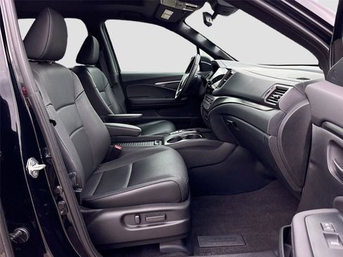 Certified 2023 Honda Passport EX-L image 33