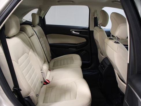 Used 2017 Ford Edge SEL FWD image 27