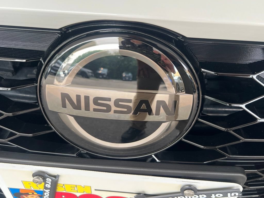 Certified 2023 Nissan Sentra SR FWD image 29
