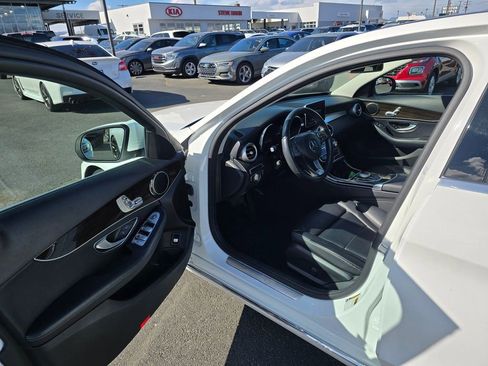 Used 2018 Mercedes-Benz C 300 Sedan image 18
