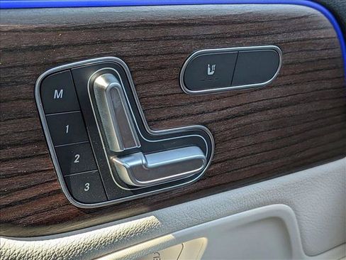 New 2026 Mercedes-Benz GLB 250 4MATIC image 14