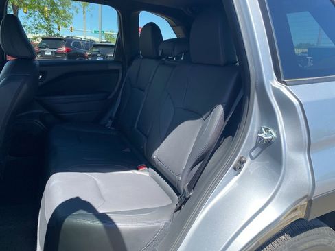 Certified 2025 Subaru Forester Limited AWD/4WD image 10