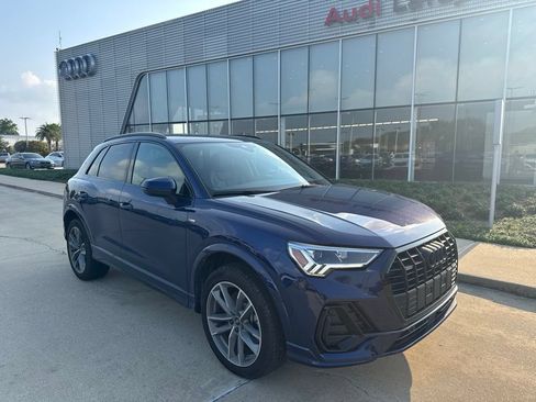 Used 2025 Audi Q3 2.0T Premium w/ Convenience Package AWD/4WD image 1