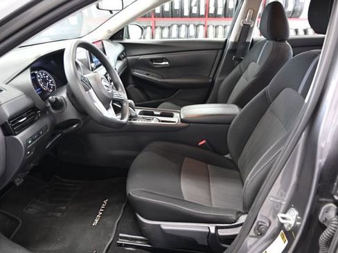 Used 2024 Nissan Sentra SV image 10