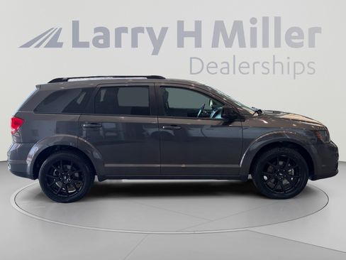 Used 2019 Dodge Journey GT w/ Nav & Sun Group AWD/4WD image 6