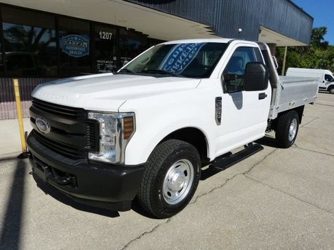Used 2018 Ford F250 XL RWD image 2