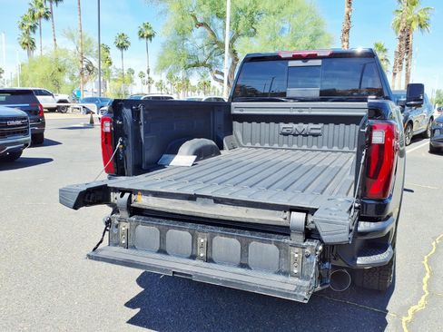 Certified 2025 GMC Sierra 2500 Denali image 7