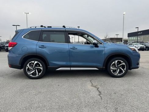 Used 2023 Subaru Forester Touring w/ Popular Package #3 image 9