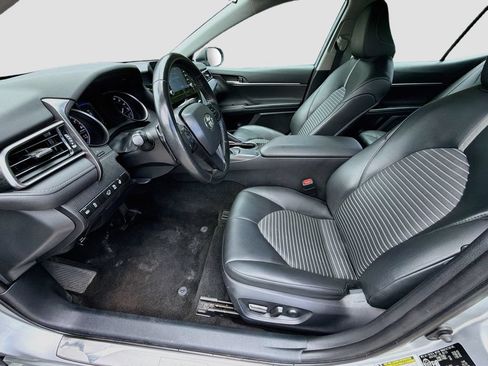 Used 2023 Toyota Camry SE FWD image 22