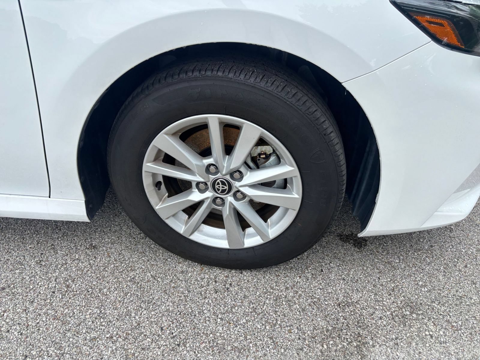 Used 2025 Toyota Camry LE FWD image 28