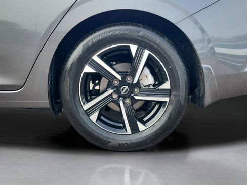 Used 2025 Nissan Sentra SV w/ All-Weather Package image 7