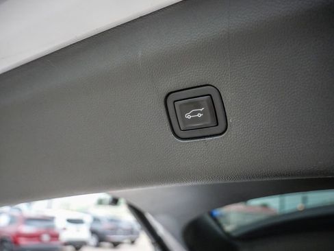 Used 2021 Buick Enclave Avenir w/ Avenir Technology Package FWD image 12