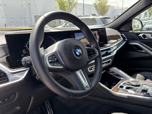 Certified 2026 BMW X6 xDrive40i image 17