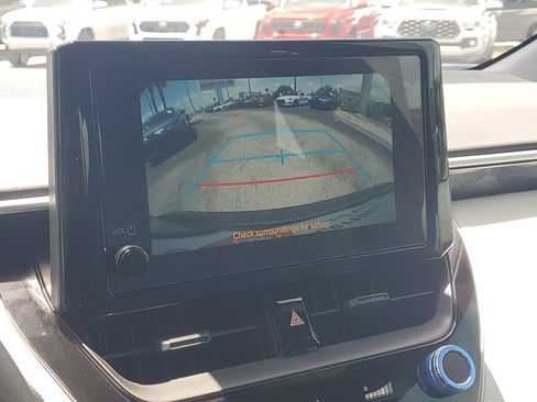 Used 2025 Toyota Corolla SE FWD image 27