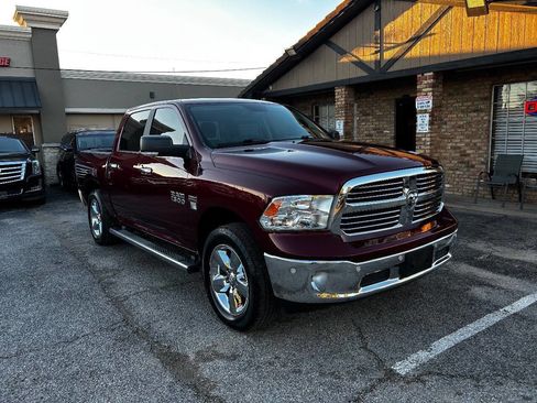 Used 2017 RAM 1500 Lone Star image 3
