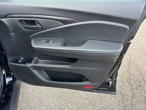 Used 2023 Honda Passport EX-L image 21