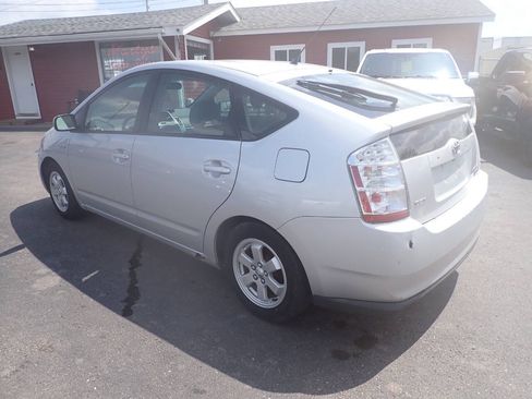 Used 2007 Toyota Prius FWD image 4