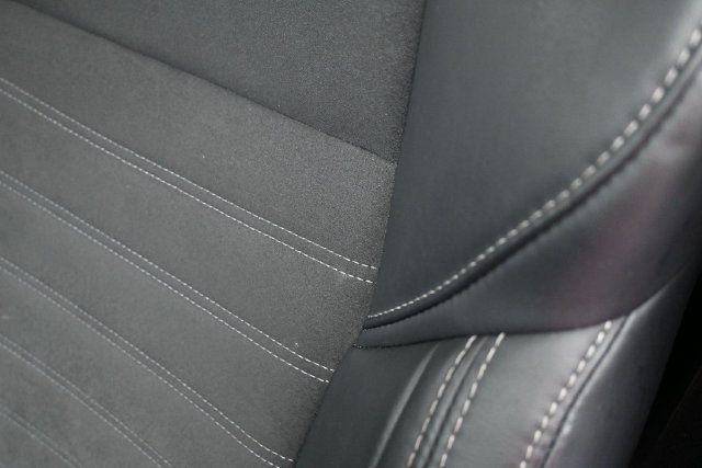 Used 2025 Mitsubishi Outlander SE FWD image 13