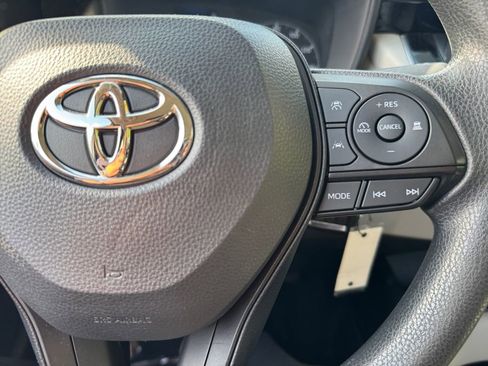 Used 2024 Toyota Corolla LE FWD image 30
