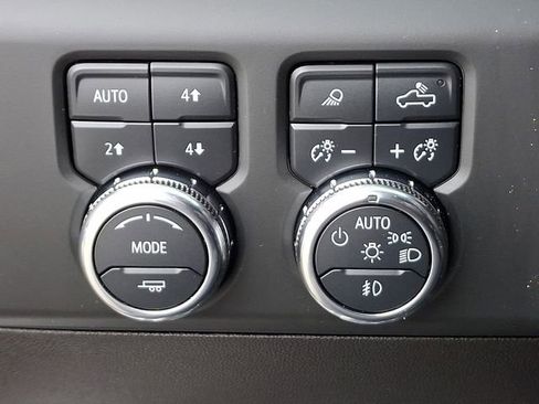 Used 2024 GMC Sierra 1500 Denali image 28