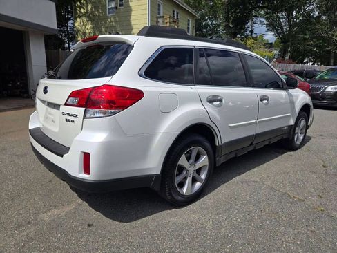 Used 2013 Subaru Outback 3.6R Limited image 21