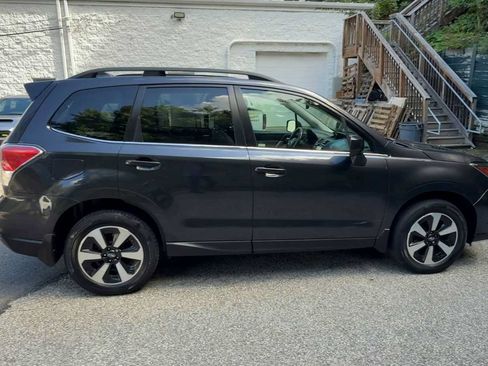 Used 2018 Subaru Forester 2.5i Limited w/ Popular Package #3B AWD/4WD image 9