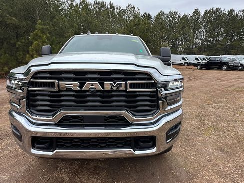 New 2026 RAM 2500 Tradesman w/ Chrome Appearance Group image 3
