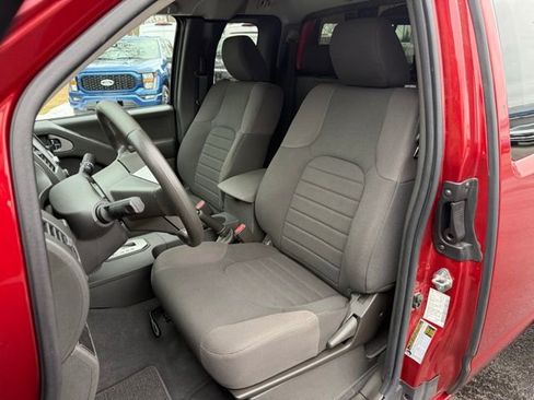 Used 2020 Nissan Frontier S image 15