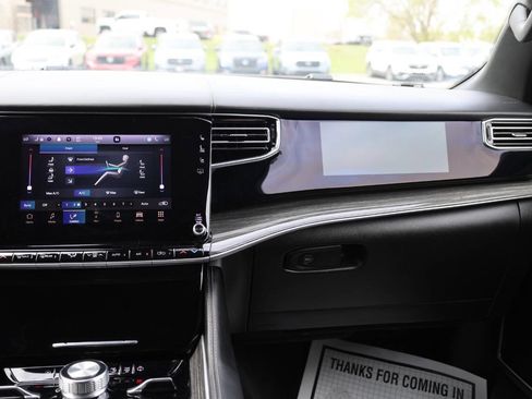 Used 2022 Jeep Wagoneer Series III w/ Premium Group I image 26