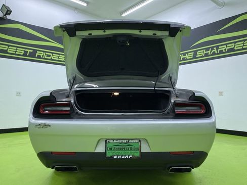 Used 2022 Dodge Challenger R/T image 9