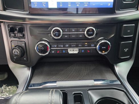 Used 2022 Ford F150 Platinum w/ Bed Utility Package AWD/4WD image 15