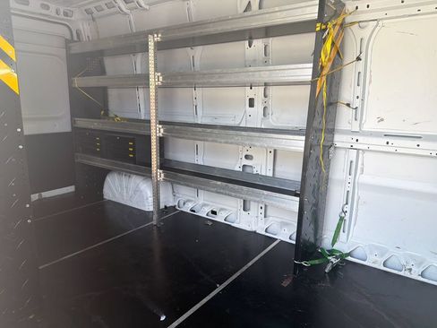 Used 2024 RAM ProMaster 2500 FWD image 10