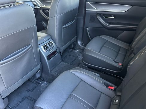 Used 2024 MAZDA CX-90 Plug-In Hybrid w/ Premium Pkg AWD/4WD image 11