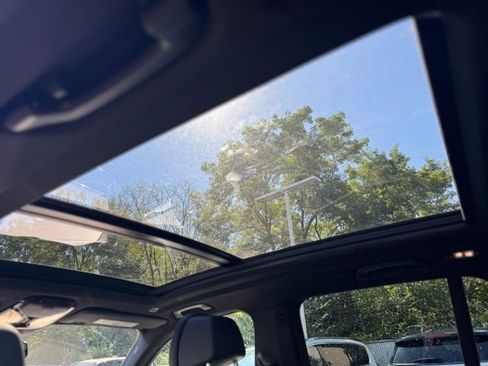 New 2026 BMW X5 xDrive50e w/ M Sport Package image 23