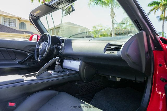 Used 2004 Honda S2000 image 36