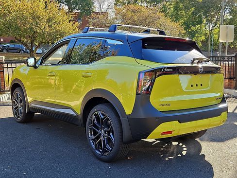 New 2026 Nissan Kicks SR w/ SR Premium Package image 4