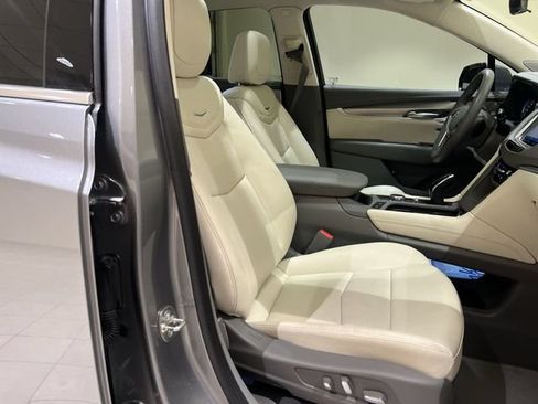 Certified 2024 Cadillac XT5 Premium Luxury w/ Technology Package FWD image 26