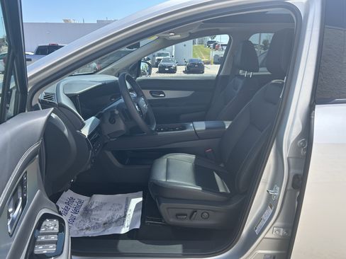 Used 2025 Nissan Murano SL AWD/4WD image 14