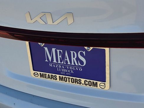 Used 2024 Kia Forte LXS image 16