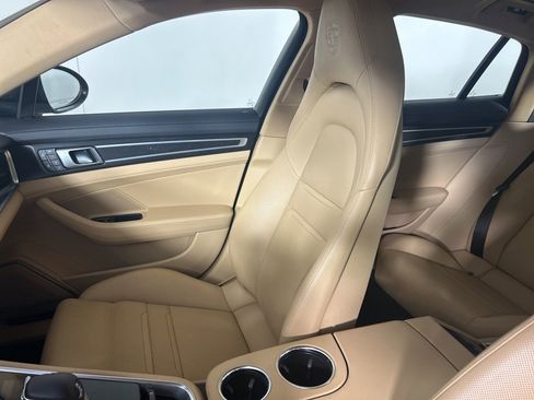 Certified 2023 Porsche Panamera 4 Platinum Edition image 5