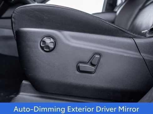 Used 2025 Dodge Durango GT AWD/4WD image 21