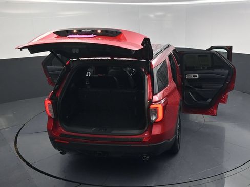 Used 2023 Ford Explorer ST-Line w/ Class IV Trailer Tow Package RWD image 23