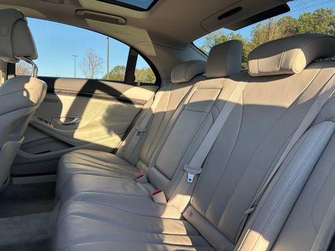 Used 2016 Mercedes-Benz S 550 Sedan image 28