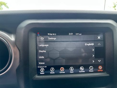Used 2022 Jeep Gladiator Sport AWD/4WD image 14