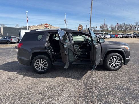 Used 2019 GMC Acadia SLE image 8